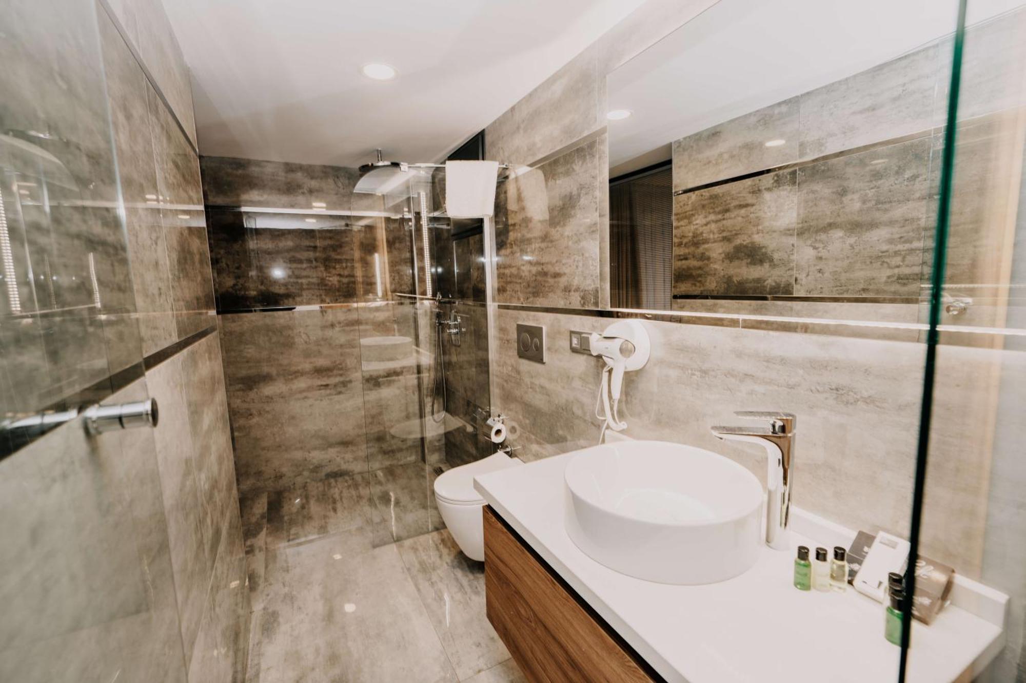 Business Life Hotel & Spa Bakirkoey — Fotos 2